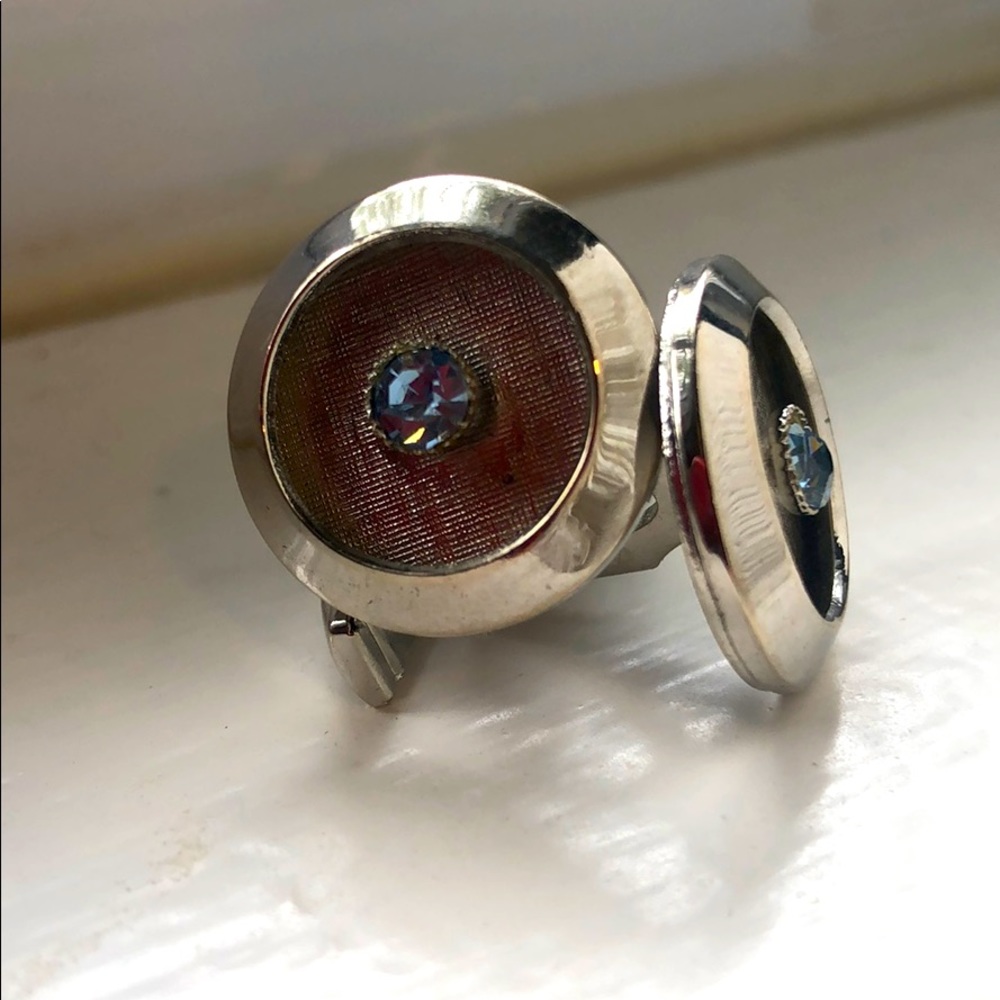 Cuff links